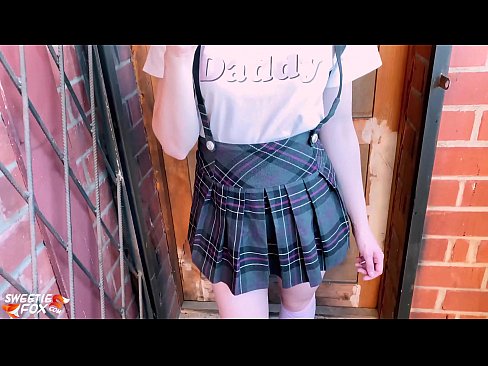 ❤️ ʻO ke kaikamahine kula e ʻū hohonu i kāna dick a hoʻopaʻa ʻia ma mua o nā papa. ️ Fucking video iā mākou haw.myteporn.ru ️❤